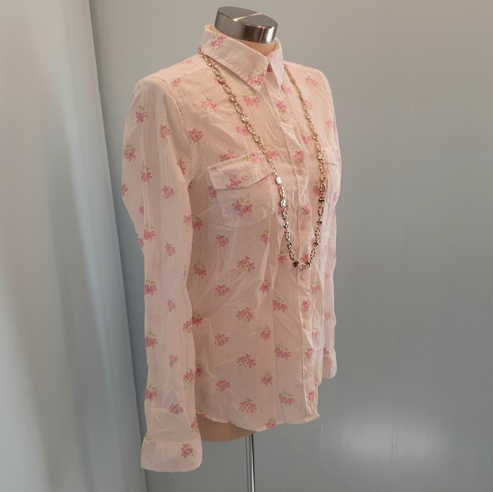 Shirt. - Picture 3 of 10